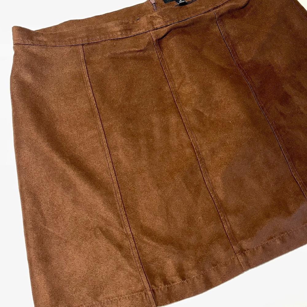 Banana Republic Brown Suede Mini Skirt – Women’s Size 16